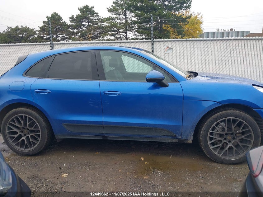 WP1AB2A53FLB63428 2015 PORSCHE MACAN photo no. 13