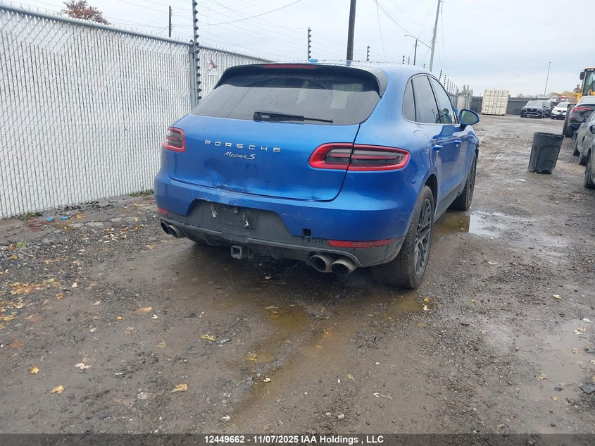 WP1AB2A53FLB63428 2015 PORSCHE MACAN photo no. 4