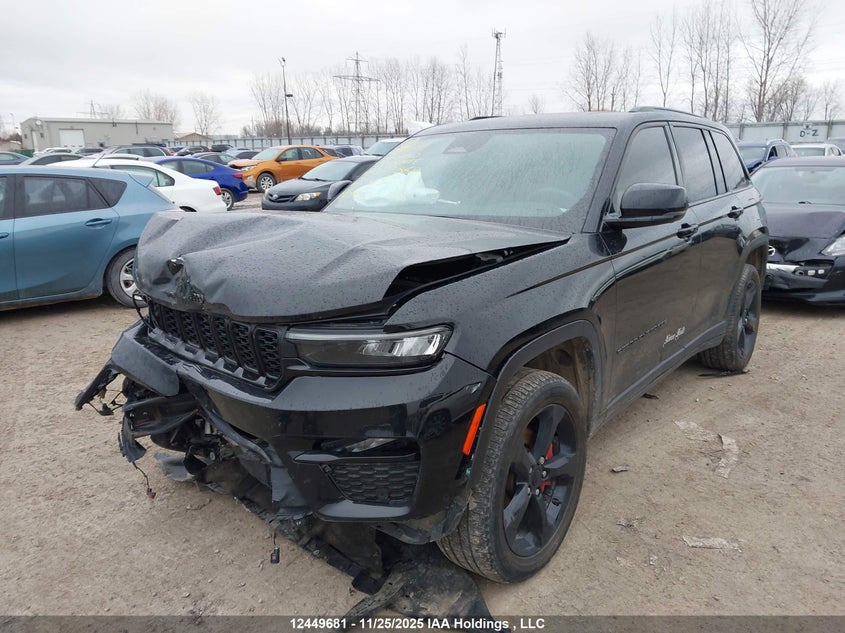 1C4RJHBG7PC503868 2023 JEEP GRAND CHEROKEE photo no. 2