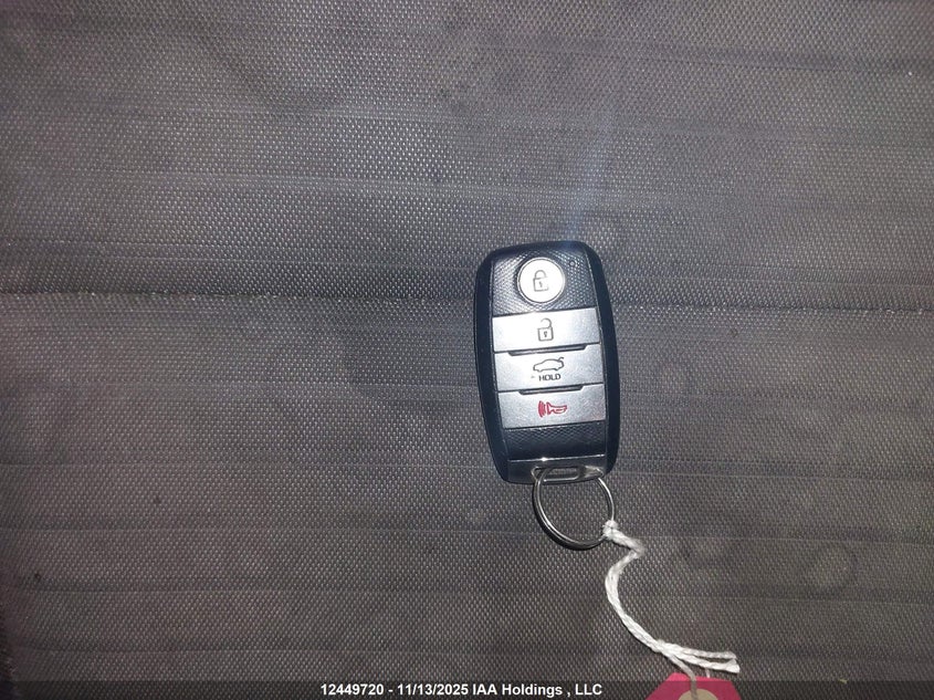 3KPFL4A87HE034677 2017 KIA FORTE photo no. 11