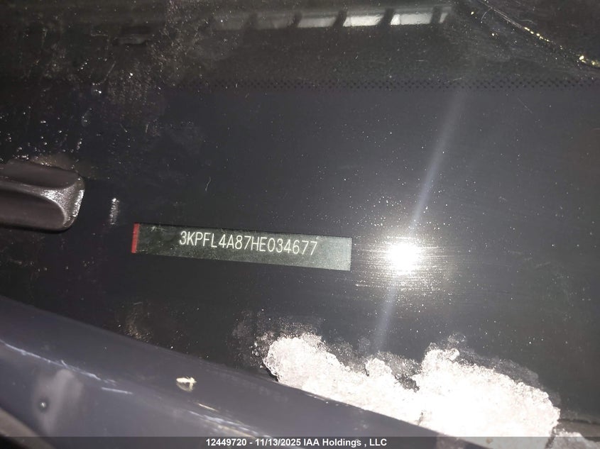 3KPFL4A87HE034677 2017 KIA FORTE photo no. 18