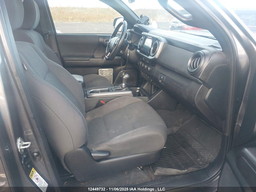 5TFSZ5AN8HX109461 2017 TOYOTA TACOMA photo no. 5
