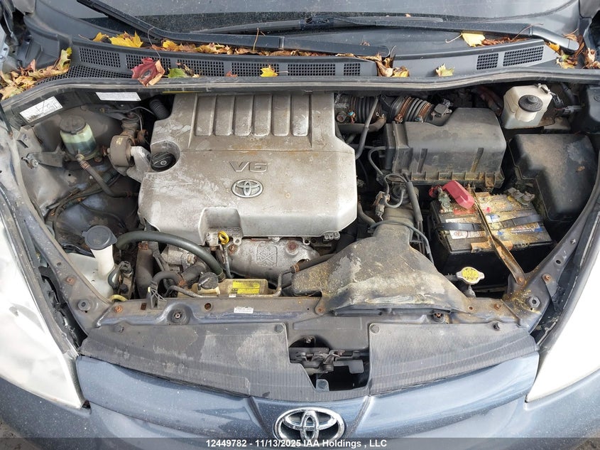 5TDZK4CC4AS331094 2010 TOYOTA SIENNA photo no. 10