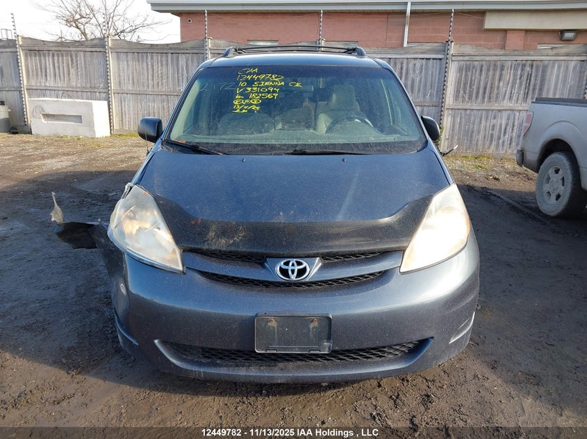 5TDZK4CC4AS331094 2010 TOYOTA SIENNA photo no. 13