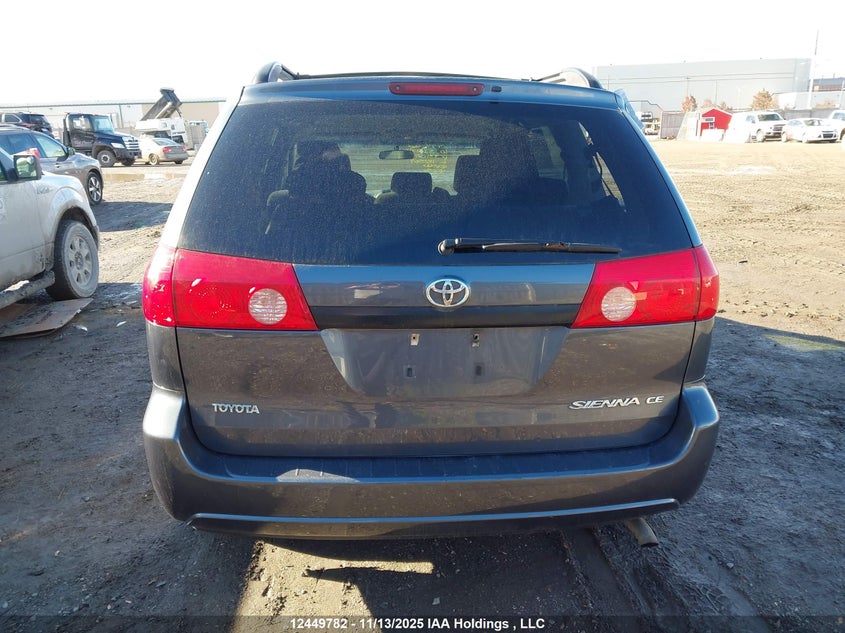 5TDZK4CC4AS331094 2010 TOYOTA SIENNA photo no. 17