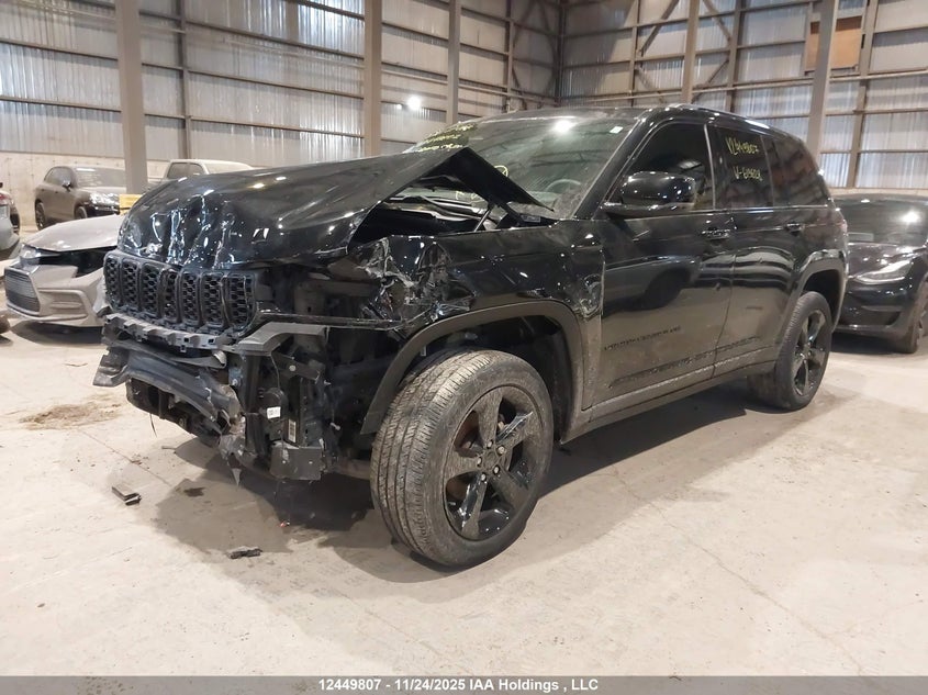 1C4RJHAG6PC619628 2023 JEEP GRAND CHEROKEE photo no. 2