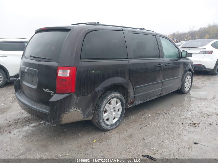 2D4RN4DE2AR425820 2010 DODGE CARAVAN photo no. 4