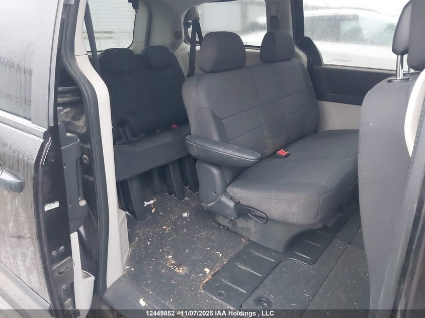 2D4RN4DE2AR425820 2010 DODGE CARAVAN photo no. 8