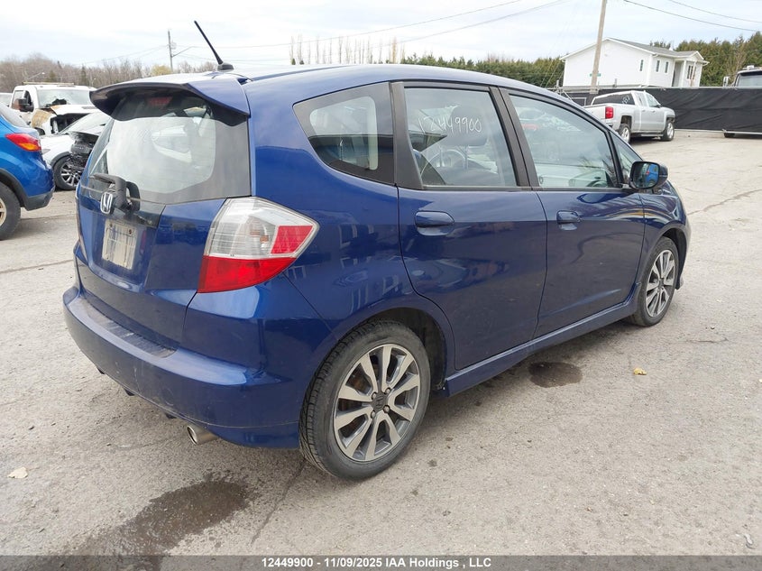 LUCGE8H7XE3003943 2014 HONDA FIT photo no. 4