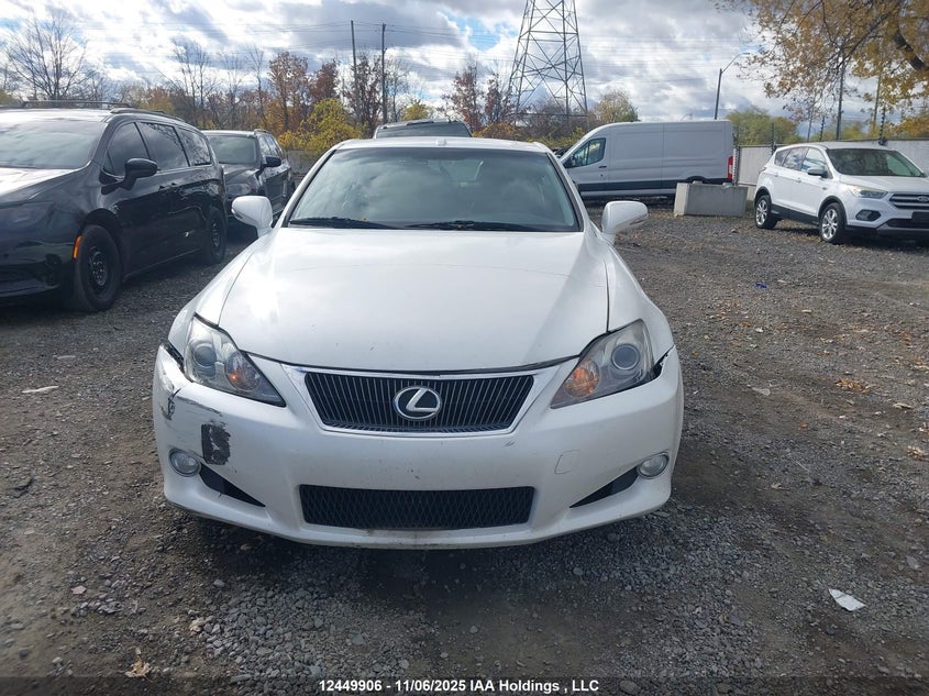 JTHFF2C28A2503877 2010 LEXUS IS photo no. 12