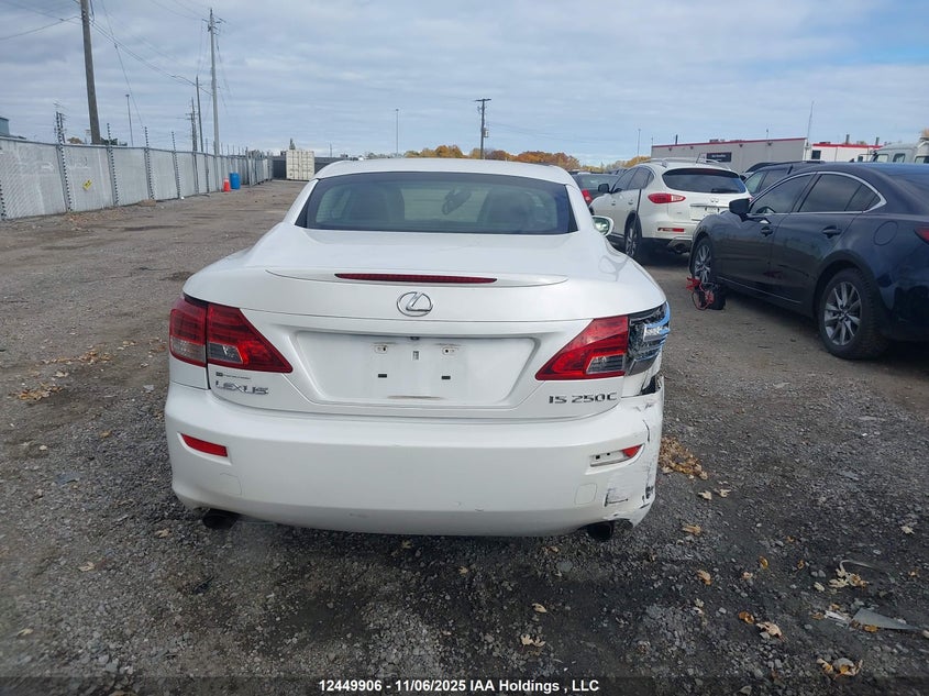 JTHFF2C28A2503877 2010 LEXUS IS photo no. 16
