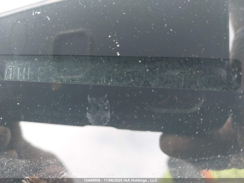 JTHFF2C28A2503877 2010 LEXUS IS photo no. 18