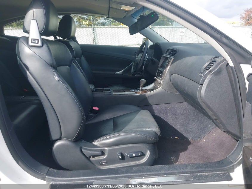 JTHFF2C28A2503877 2010 LEXUS IS photo no. 5