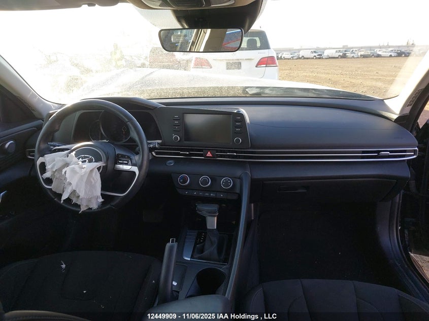 KMHLM4AG1PU590325 2023 HYUNDAI ELANTRA photo no. 20