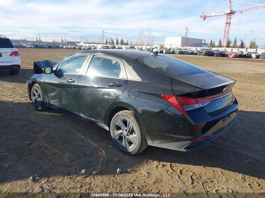 KMHLM4AG1PU590325 2023 HYUNDAI ELANTRA photo no. 3