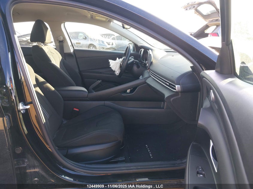 KMHLM4AG1PU590325 2023 HYUNDAI ELANTRA photo no. 5