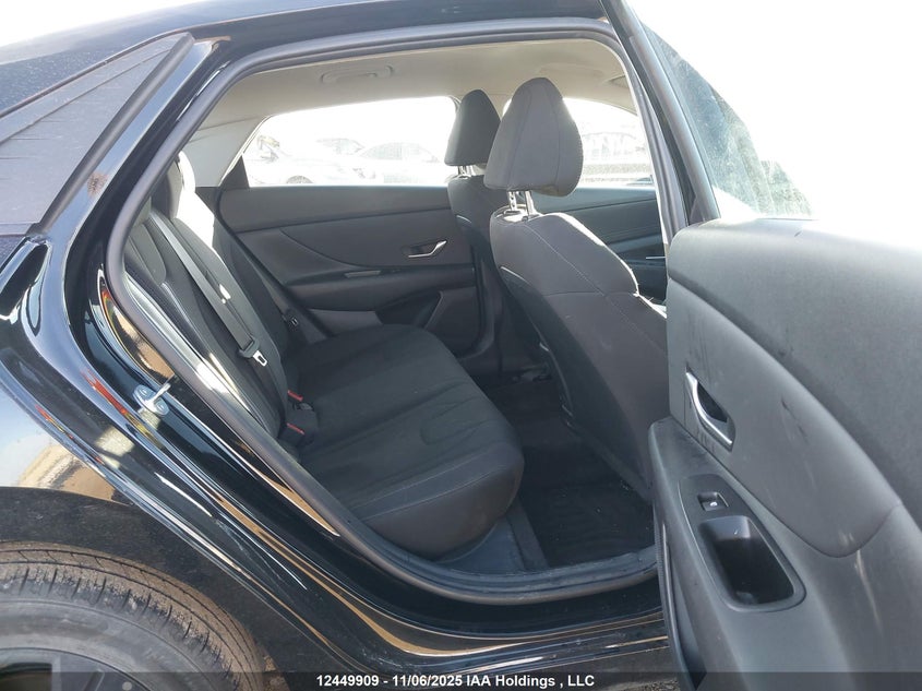 KMHLM4AG1PU590325 2023 HYUNDAI ELANTRA photo no. 8