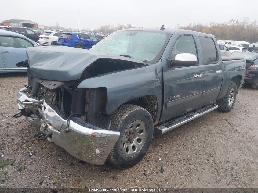 3GCPKREA9DG277312 2013 CHEVROLET SILVERADO photo no. 2