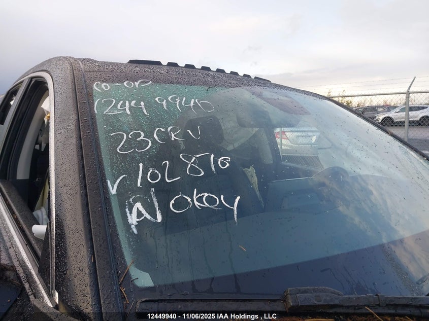 2HKRS4H73PH102870 2023 HONDA CR-V photo no. 11