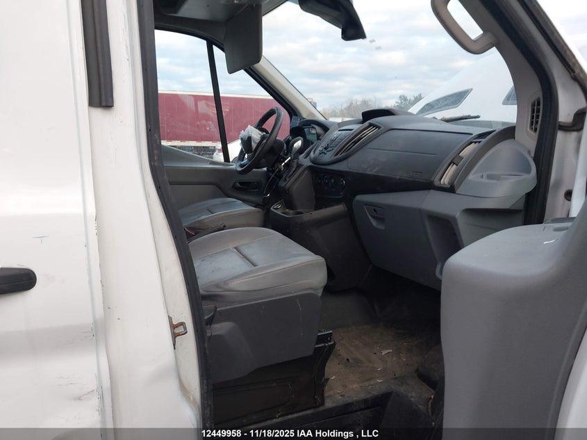 1FTYE2CG6JKA50111 2018 FORD  photo no. 5
