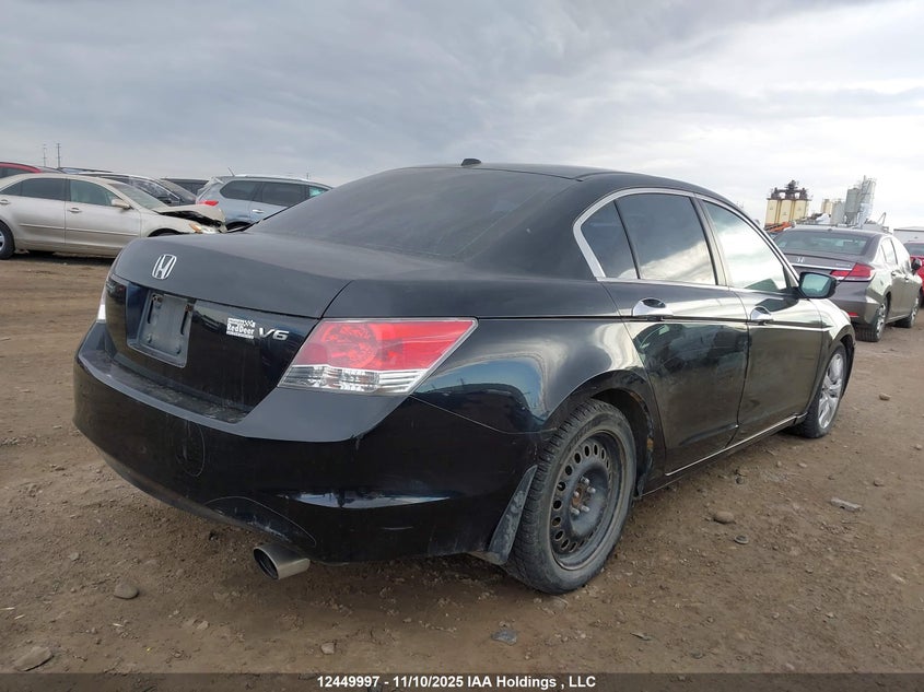 1HGCP36898A800844 2008 HONDA ACCORD photo no. 4