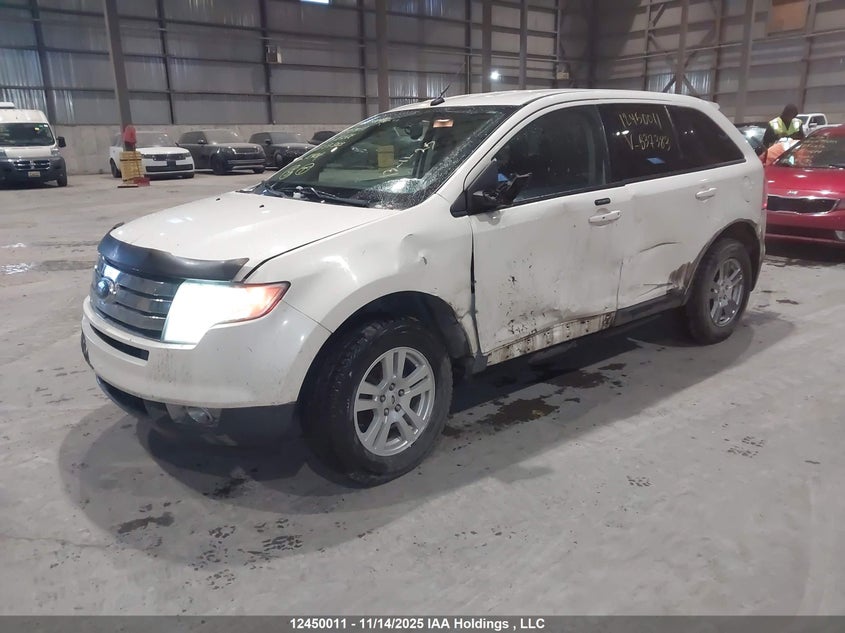 2FMDK38CX8BB37383 2008 FORD EDGE photo no. 2