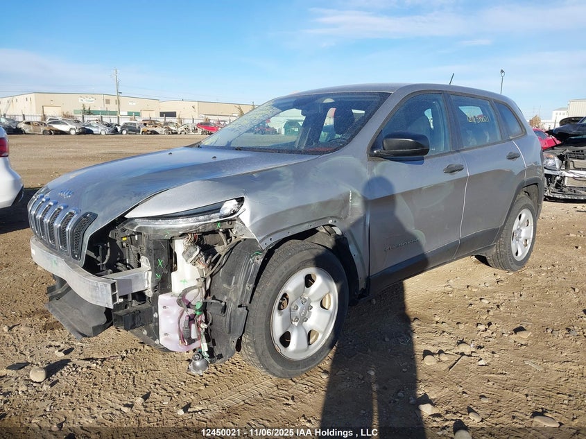 1C4PJLAB7GW264028 2016 JEEP CHEROKEE photo no. 2