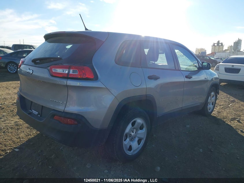 1C4PJLAB7GW264028 2016 JEEP CHEROKEE photo no. 4
