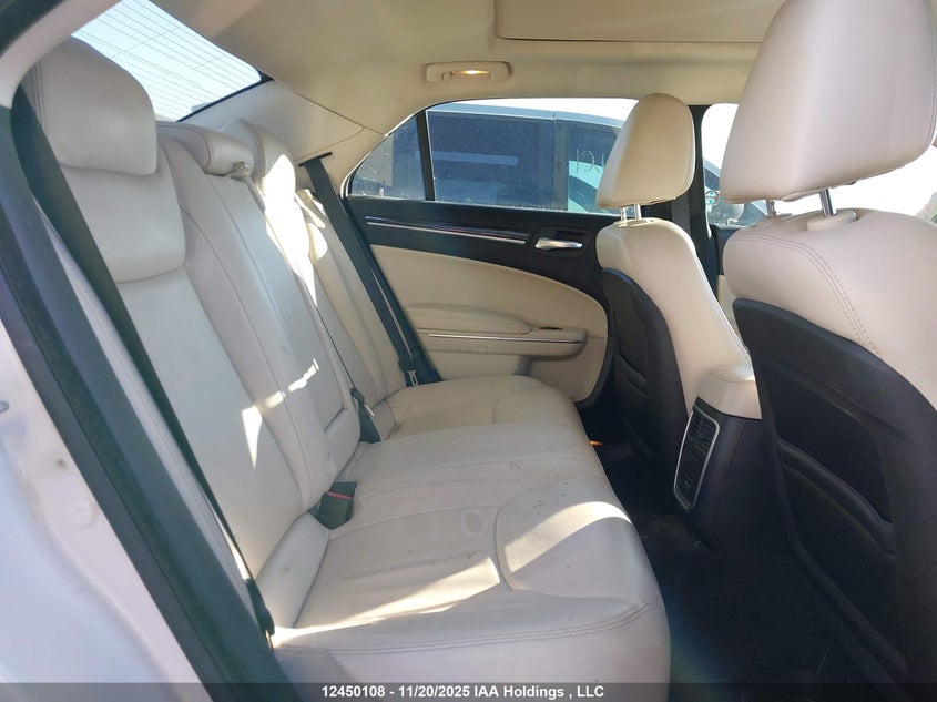 2015 Chrysler 300 Touring VIN: 2C3CCARG4FH782063 Lot: 12450108