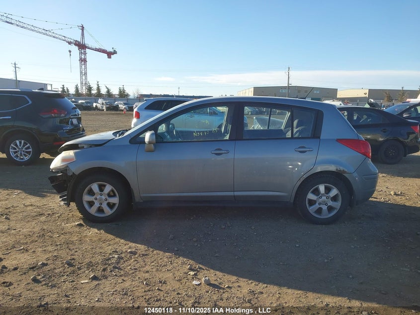 2008 Nissan Versa 1.8Sl VIN: 3N1BC13E58L370214 Lot: 12450118