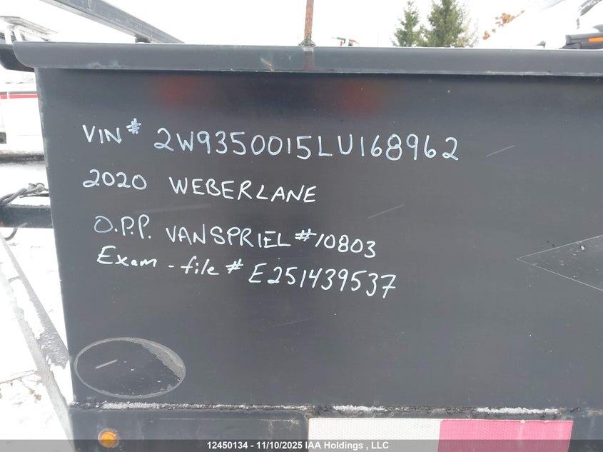 2W9350015LU168962 2020   photo no. 9
