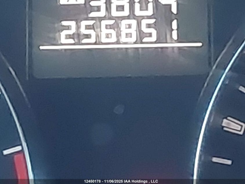 2011 Subaru Legacy 3.6R Premium VIN: 4S3BMJG65B2246272 Lot: 12450178