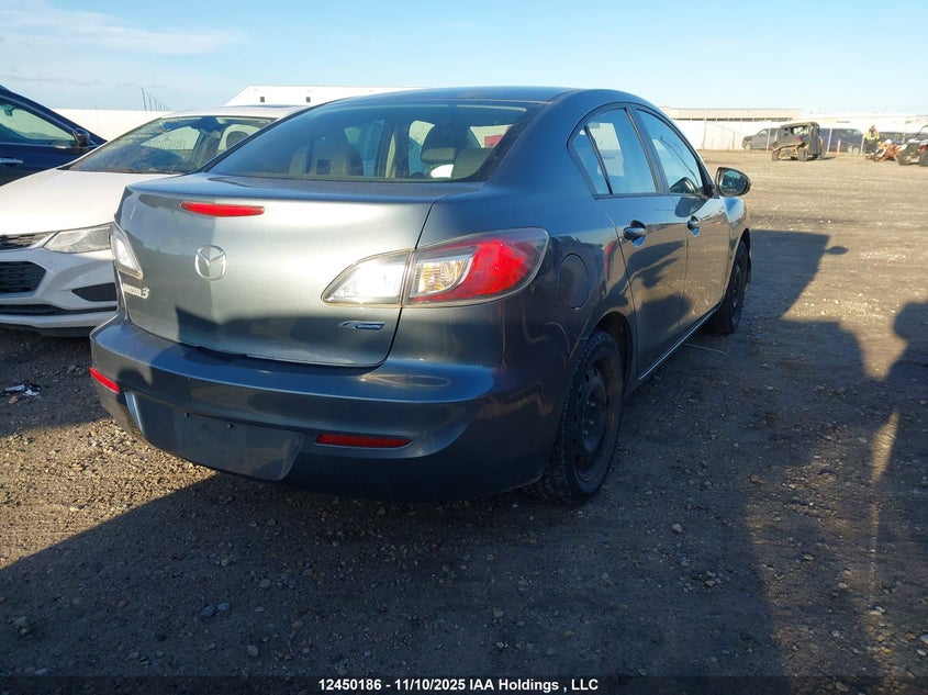 JM1BL1V7XC1569366 2012 MAZDA 3 photo no. 4