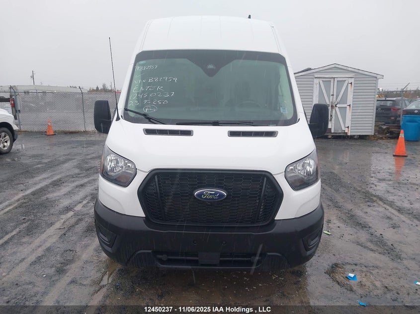1FTBR2X85PKB82959 2023 FORD TRANSIT photo no. 13