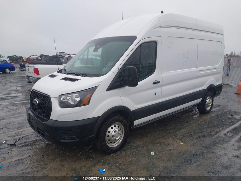 1FTBR2X85PKB82959 2023 FORD TRANSIT photo no. 2