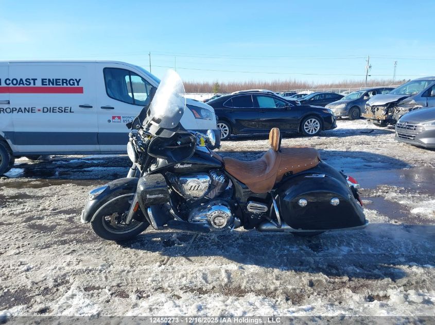 2016 Indian Motorcycle Co. Roadmaster VIN: 56KTRAAA9G3329573 Lot: 12450273