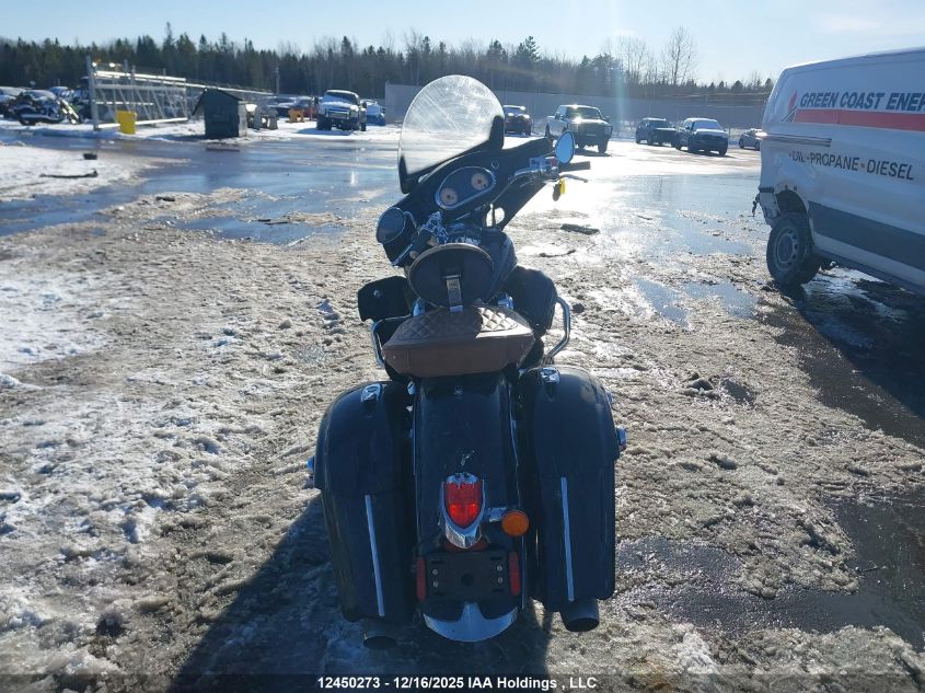 2016 Indian Motorcycle Co. Roadmaster VIN: 56KTRAAA9G3329573 Lot: 12450273