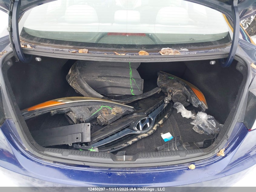5NPDH4AEXDH283219 2013 HYUNDAI ELANTRA photo no. 12