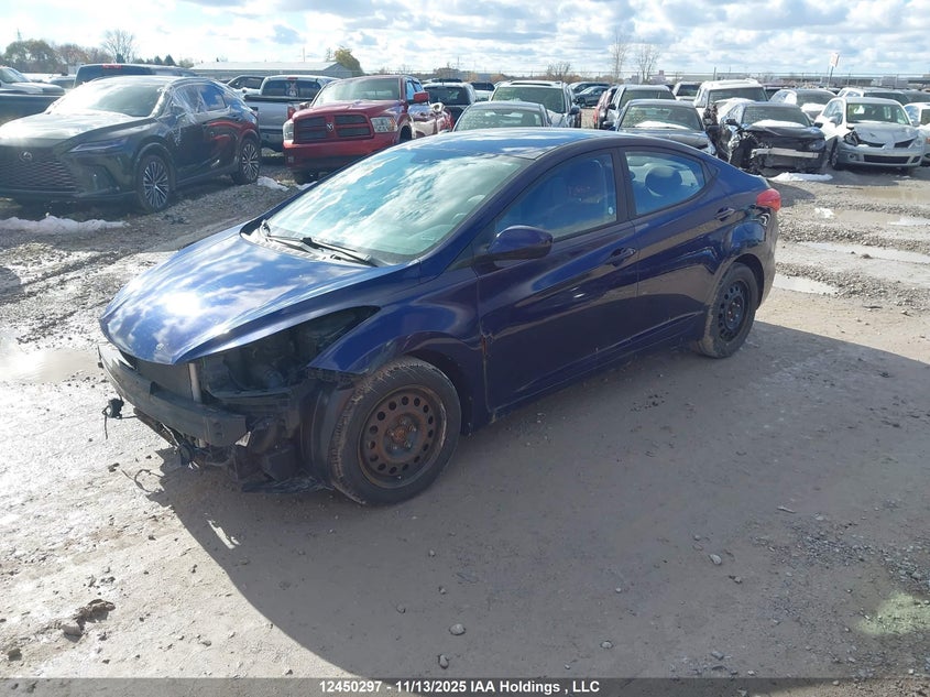5NPDH4AEXDH283219 2013 HYUNDAI ELANTRA photo no. 2