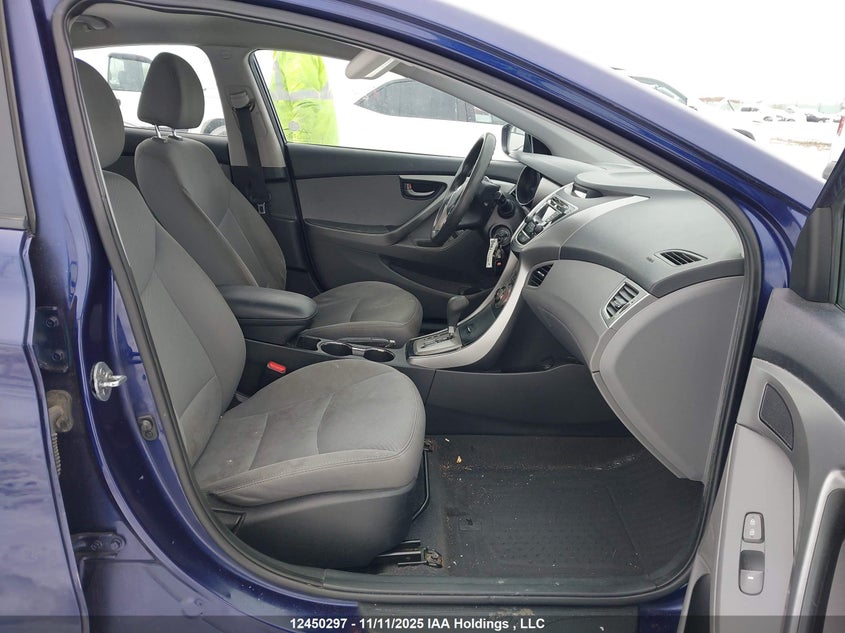 5NPDH4AEXDH283219 2013 HYUNDAI ELANTRA photo no. 5