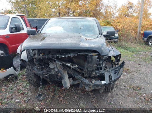 1C6RR7FG1KS686641 2019 RAM 1500 photo no. 12