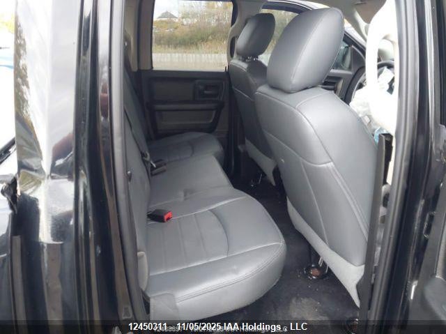 1C6RR7FG1KS686641 2019 RAM 1500 photo no. 8