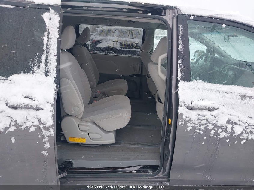 2011 Toyota Sienna Le VIN: 5TDKA3DC5BS004296 Lot: 12450316