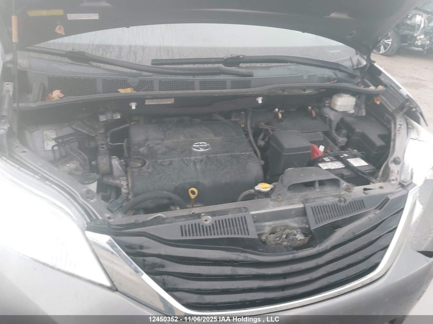 5TDJK3DC4DS062640 2013 TOYOTA SIENNA photo no. 10