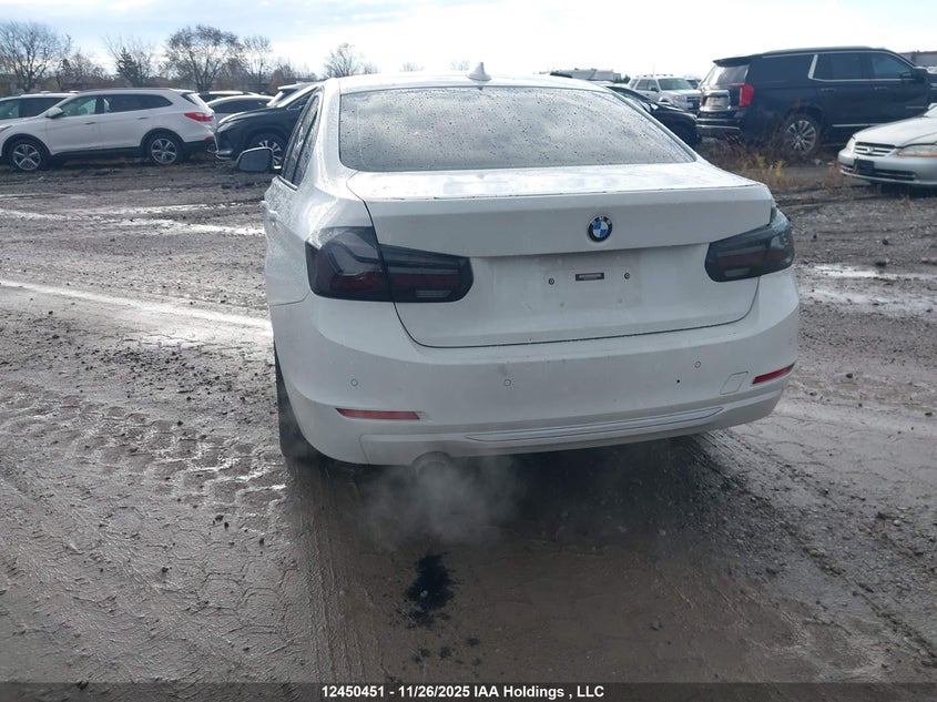 WBA3C3C56DF979794 2013 BMW 3ER photo no. 3