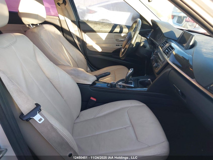 WBA3C3C56DF979794 2013 BMW 3ER photo no. 5
