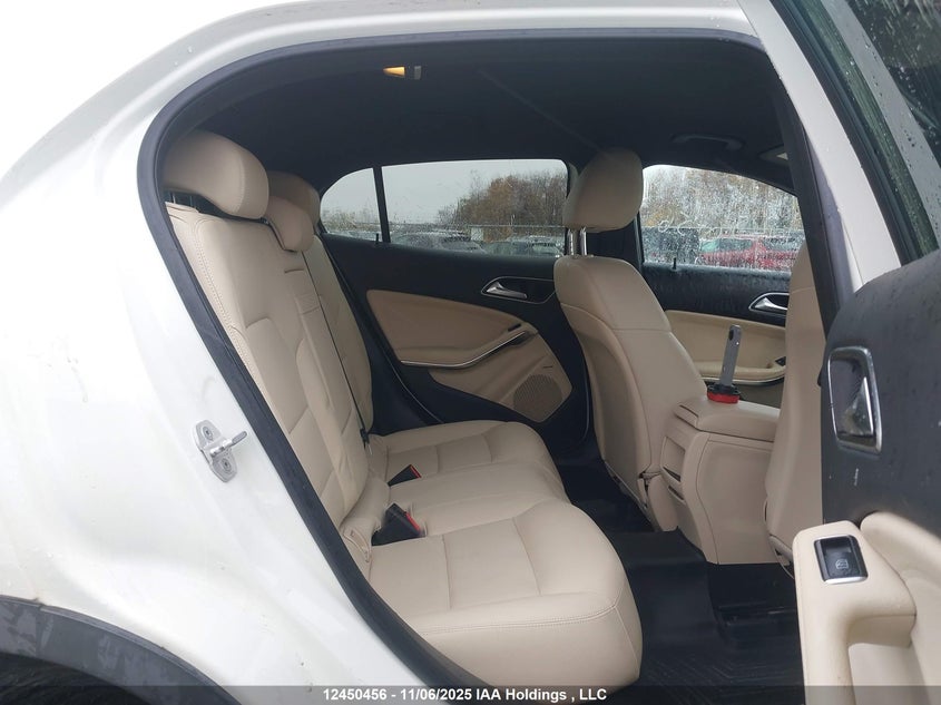 WDCTG4GB7FJ180355 2015 MERCEDES-BENZ GLA-KLASSE photo no. 8