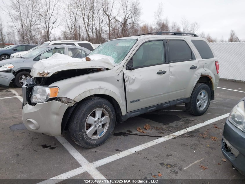 1FMCU03118KA58054 2008 FORD ESCAPE photo no. 2