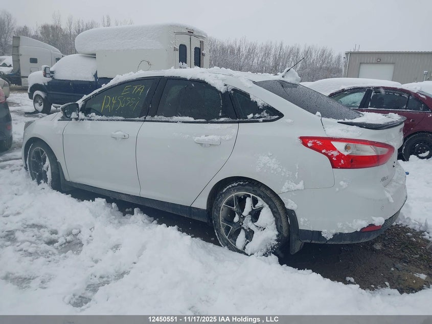 1FADP3F2XEL394822 2014 FORD FOCUS photo no. 3