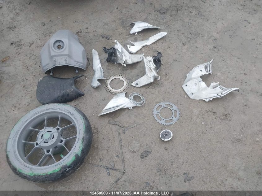 JH2RH2429SK000357 2025 HONDA CB photo no. 12